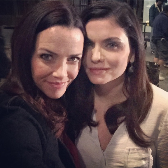 Annie Wersching And Jodi Lyn O Keefe The Vampire Diaries Tv Show