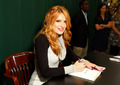 Bella Thorne at her 'Autumn Falls' book signing at Barnes  - bella-thorne photo