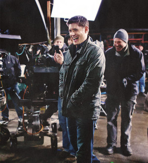  Jensen on Set of 邪恶力量