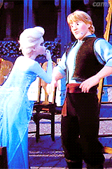  Kristoff and Elsa