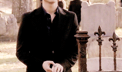  Make me choose Damon in a suit or shirtless?
