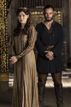  Vikings Judith and Athelstan Season 3 Official Picture