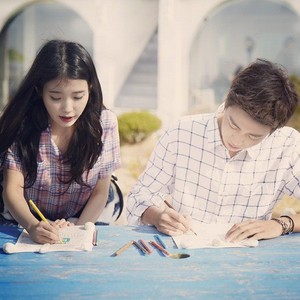 150424 ‪IU‬ and ‪Hyun Woo‬ for ‎UNIONBAY‬ Instagram update