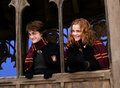 Exclusive Harry Potter behind the scene Pic (Fb.com/DanielJacobRadcliffeFanClub) - daniel-radcliffe photo