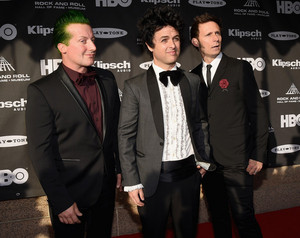 Green Day Arriving @ the 30th Annual Rock And Roll Hall Of Fame Induction Ceremony