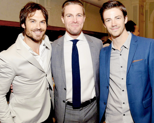  Ian, Stephen Amell and Grant Gustin