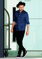 Liam at the UK Airport - liam-payne photo