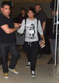 Louis arriving at LAX - louis-tomlinson photo