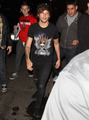 Louis out in LA - louis-tomlinson photo