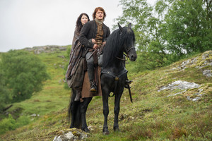 Outlander "Lallybroch" (1x12) promotional picture