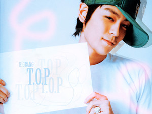 Why must TOP be sooo cute?!?