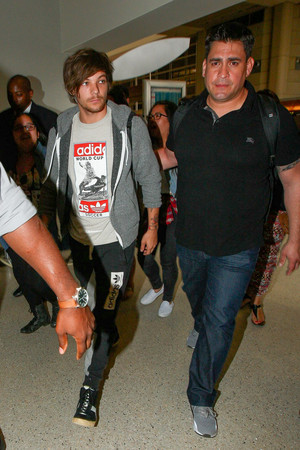  Louis at LAX