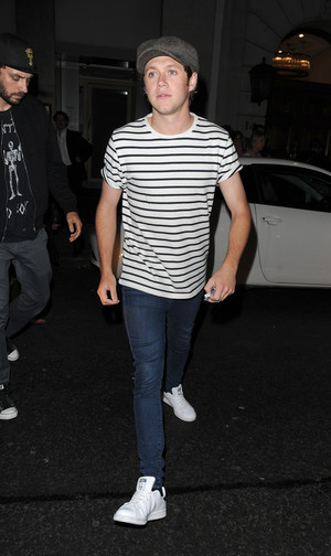  Niall out in लंडन
