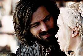  Daario Naharis & Daenerys Targaryen