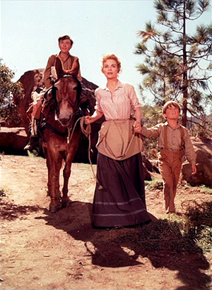  Dorothy McGuire with Tommy Kirk and Kevin Corcoran in Old Yeller
