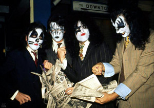 KISS ~March 20, 1975 (NYC)   