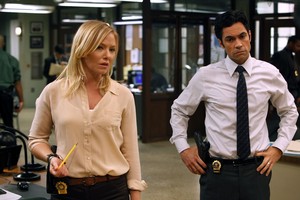 Kelli Giddish as Amanda Rollins in Law and Order: SVU - "Blood Brothers"