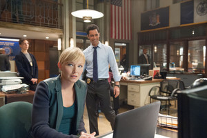 Kelli Giddish as Amanda Rollins in Law and Order: SVU - "Lessons Learned"