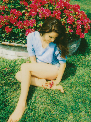  Lana Del Rey photoshoot سے طرف کی Neil Krug