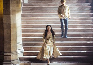 Reign "Fated" (1x08) promotional picture