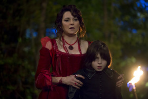  Salem "Midnight Never Come" (2x12) promotional picture