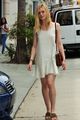               Elle shopping in Beverly Hills - elle-fanning photo