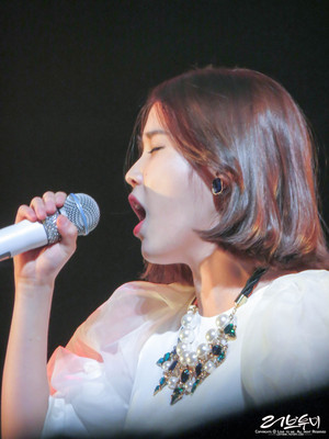  131113 iu at Modern Times show, concerto
