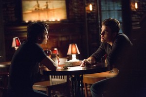  The Vampire Diaries "The もっと見る あなた Ignore Me, the Closer I Get" (6x06) promotional picture
