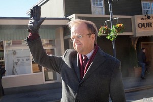 Wayward Pines "The Friendliest Place on Earth" (1x08) promotional picture