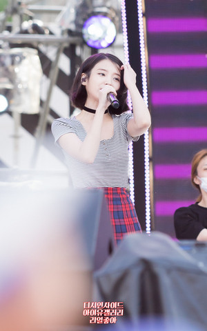 150813 IU at Infinity Challenge Song Festival Rehearsal