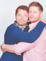 Cockles Photo-Op - jensen-ackles-and-misha-collins photo