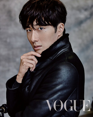 Jung Il Woo For Vogue Korea’s September 2015 Issue