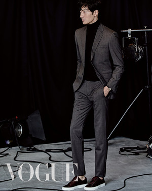  Jung Il Woo For Vogue Korea’s September 2015 Issue