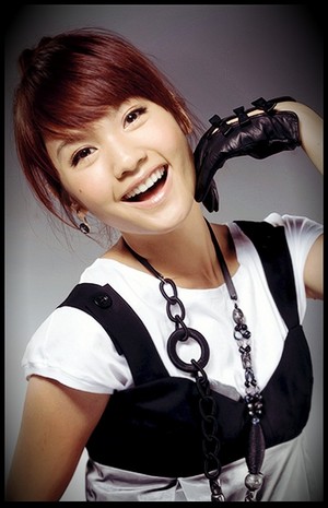  Rainie Yang-Taiwanese-Cute-Preety