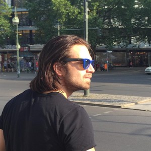 Sebastian Stan in Berlin