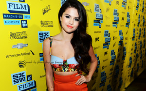 Selena Wallpaper
