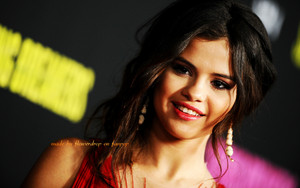 Selena Wallpaper