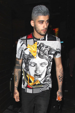  Zayn Steps Out with Gray Hair