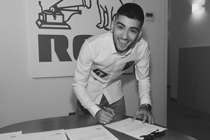  Zayn signing for RCA