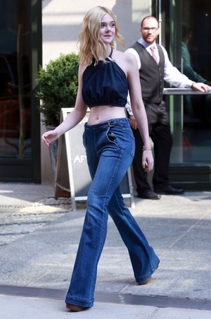  Elle out in NYC