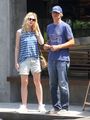 Elle out in beverly hills - elle-fanning photo