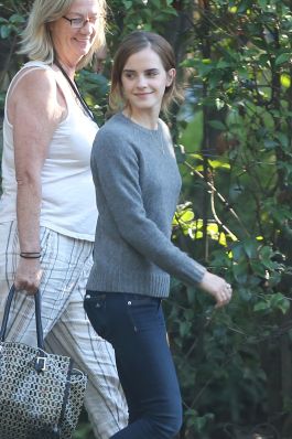  Emma on the set of 'the Circle'