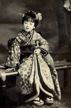  Geisha Child.