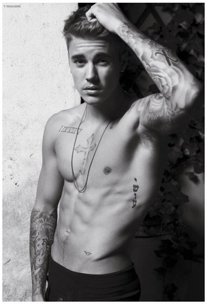 Justin Bieber 2015 V Magazine Shoot Karl Lagerfeld 001 800x1173