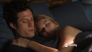  Kirsten and Cameron - 1x11