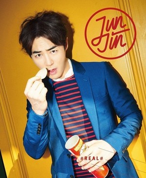 Shinhwa’s Jun Jin Looks Like a Sweet Gentleman in New Solo Album Jacket Image 