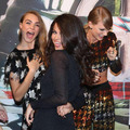 Tayor, Selena and Cara at VMAs - taylor-swift photo