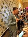 Tom at Comic Con - tom-hiddleston photo