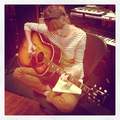 taylor with guitar  - taylor-swift photo