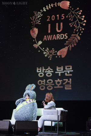 150920 IU Debut 7th Anniversary Fanmeeting ‘2015 IU Awards’